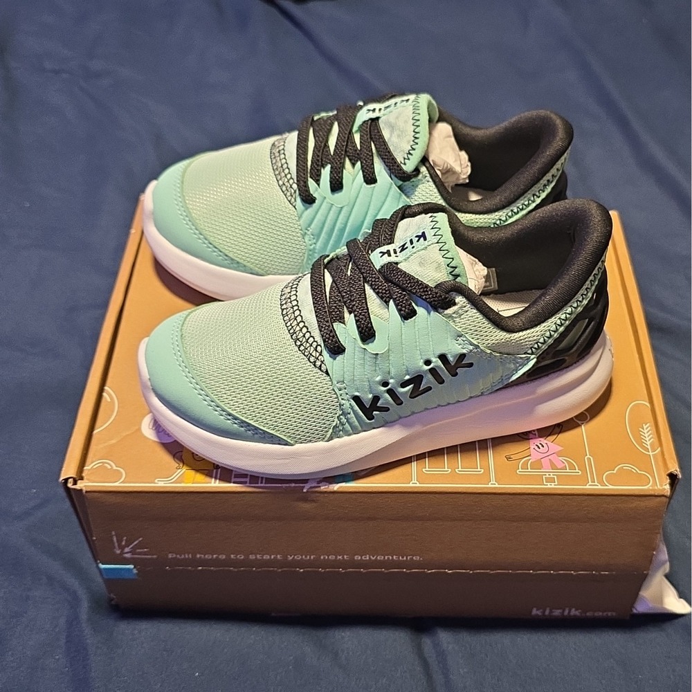 Kizik Unisex Kids Mesh Low Top Lace-Up Athletic Sneakers Green/Black US 11 NWB